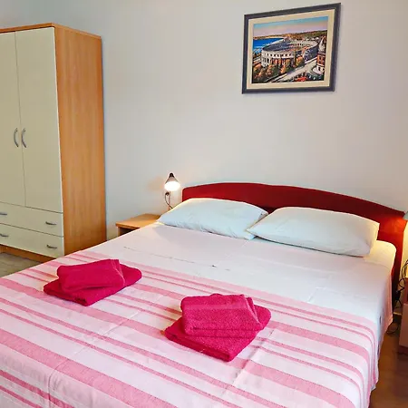 Two Sisters Lägenhet *