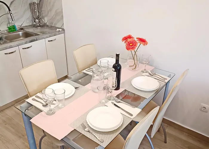 Two Sisters Apartman *