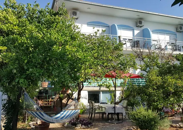 Two Sisters Apartman