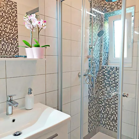 Two Sisters Appartement